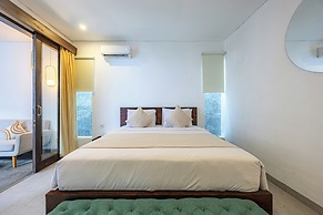 Apple Villa & Suite Seminyak