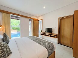 Apple Villa & Suite Seminyak