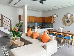 Apple Villa & Suite Seminyak