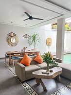 Apple Villa & Suite Seminyak