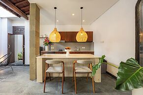 Apple Villa & Suite Seminyak