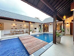 Apple Villa & Suite Seminyak