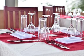 Sea Crest Hotel