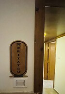 Jewel Howard Carter Hotel