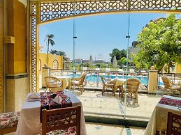 Jewel Howard Carter Hotel