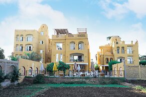 Jewel Howard Carter Hotel