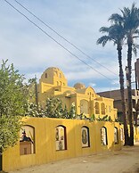Jewel Howard Carter Hotel