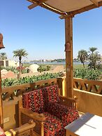 Jewel Howard Carter Hotel