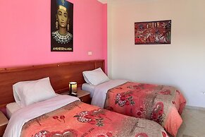Jewel Howard Carter Hotel