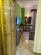 Jewel Howard Carter Hotel
