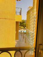 Jewel Howard Carter Hotel