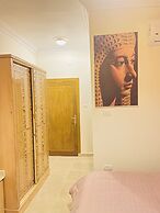 Jewel Howard Carter Hotel