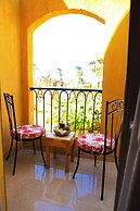 Jewel Howard Carter Hotel