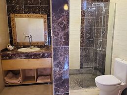 Jewel Howard Carter Hotel