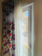 Jewel Howard Carter Hotel