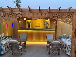 Jewel Howard Carter Hotel