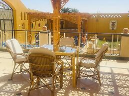 Jewel Howard Carter Hotel