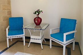 Jewel Howard Carter Hotel