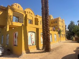 Jewel Howard Carter Hotel