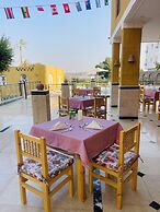 Jewel Howard Carter Hotel