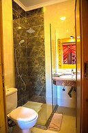 Jewel Howard Carter Hotel