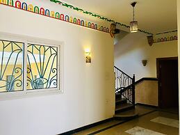 Jewel Howard Carter Hotel