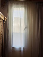 Jewel Howard Carter Hotel