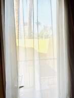 Jewel Howard Carter Hotel