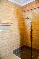 Jewel Howard Carter Hotel