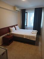 Sah Hotel