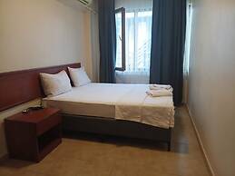 Sah Hotel