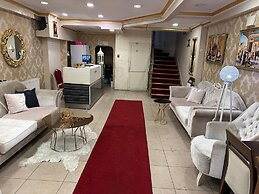 Sah Hotel