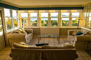 Summer Isles Hotel