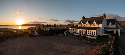 Summer Isles Hotel