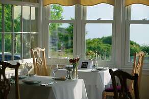 Summer Isles Hotel