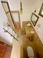 Mangrove Lodge