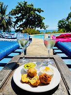 Mangrove Lodge