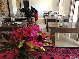Mangrove Lodge