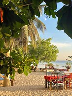 Mangrove Lodge