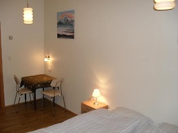 Kiðagil Guesthouse