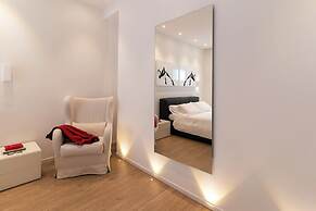 J&O' Luxury Suite