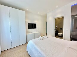 J&O' Luxury Suite