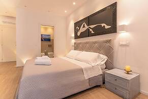 J&O' Luxury Suite