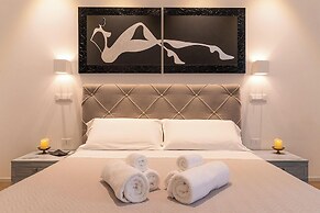 J&O' Luxury Suite