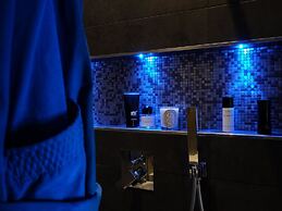 J&O' Luxury Suite