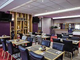 Mercure St Helens