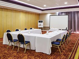 Mercure St Helens