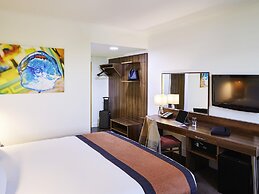 Mercure St Helens