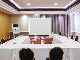 Mercure St Helens