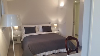 B&B Unique